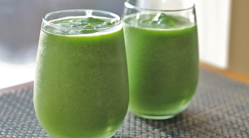 The Negative Side Effects of Celery Juice